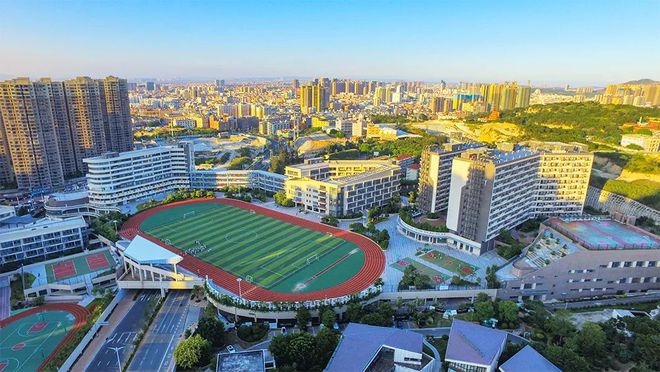 福建新答卷|石獅:我是sh&iacute;shī,為建設現代化商貿之都,我拼了!